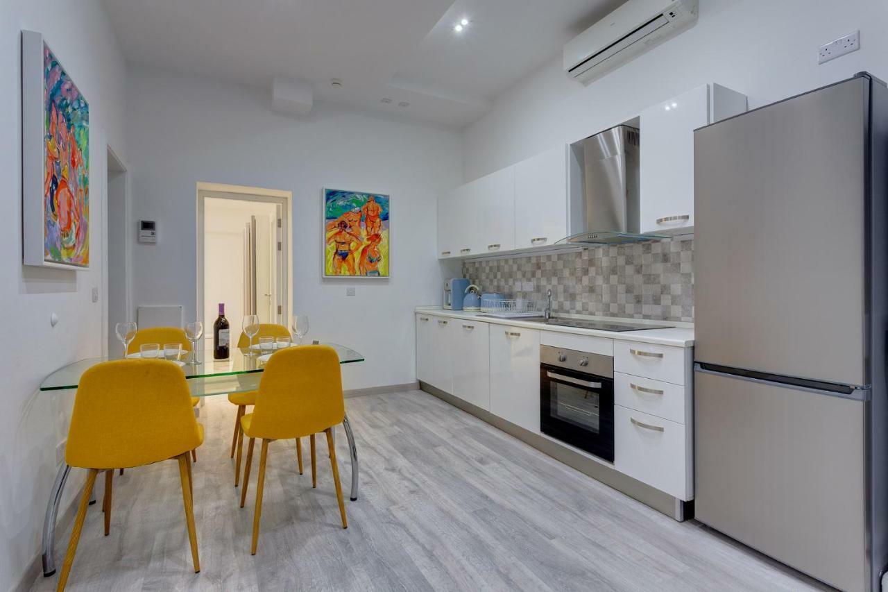 Stylish 3Br Apartment, Fantastic Location In Sliema Eksteriør billede